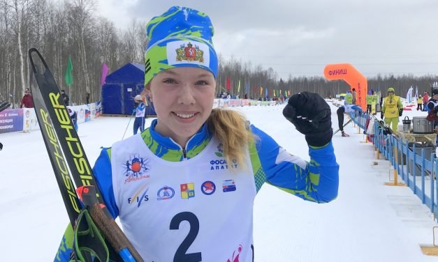 ПОЗДРАВЛЯЕМ ПОБЕДИТЕЛЬНИЦУ Первенства России по лыжным гонкам среди юниорок 19-20 лет
